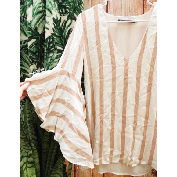 Revolve House of Harlows talullah dress 🌊 - Picture 6 of 10